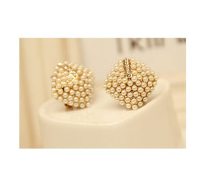 New Fashion Jewelry Crystal Rhinestone Pearl Stud Earrings For Women Vintage Earrings Gifts For Women Lady Girls Wholesale 4g