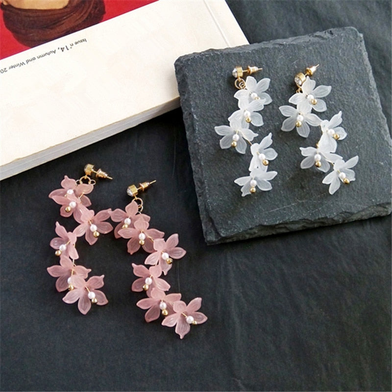 Fashion Trendy earrings flowers stud earrings for women Vintage creative temperament contracted woman stud earrings fine jewelry