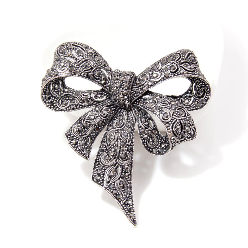 Vintage Bow Brooch