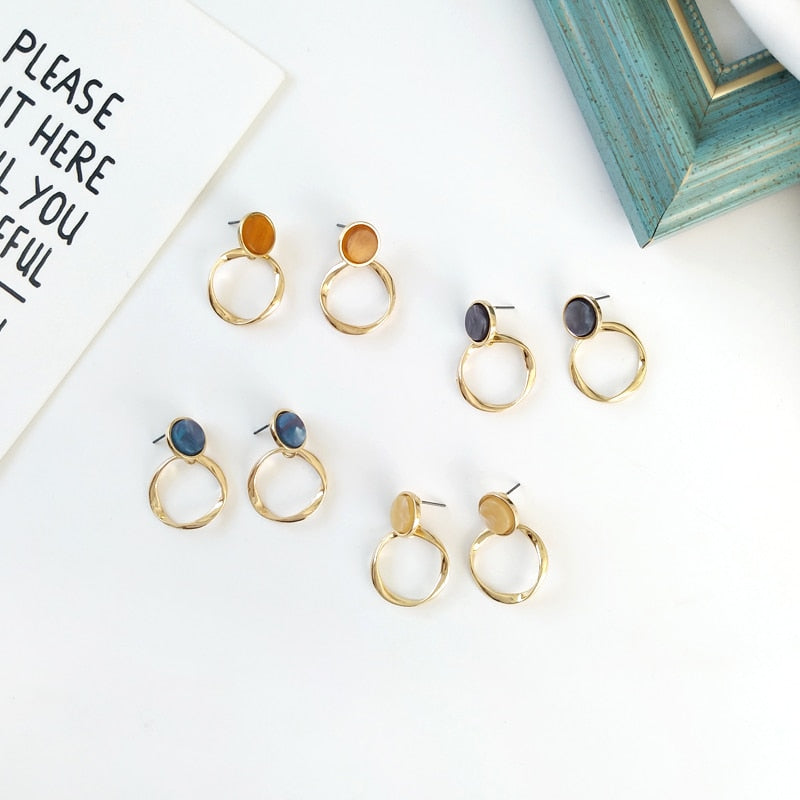 Fashion quality twist ring resin Earring Earrings exquisite girls, retro metal earrings, earrings, jewelry wholesale