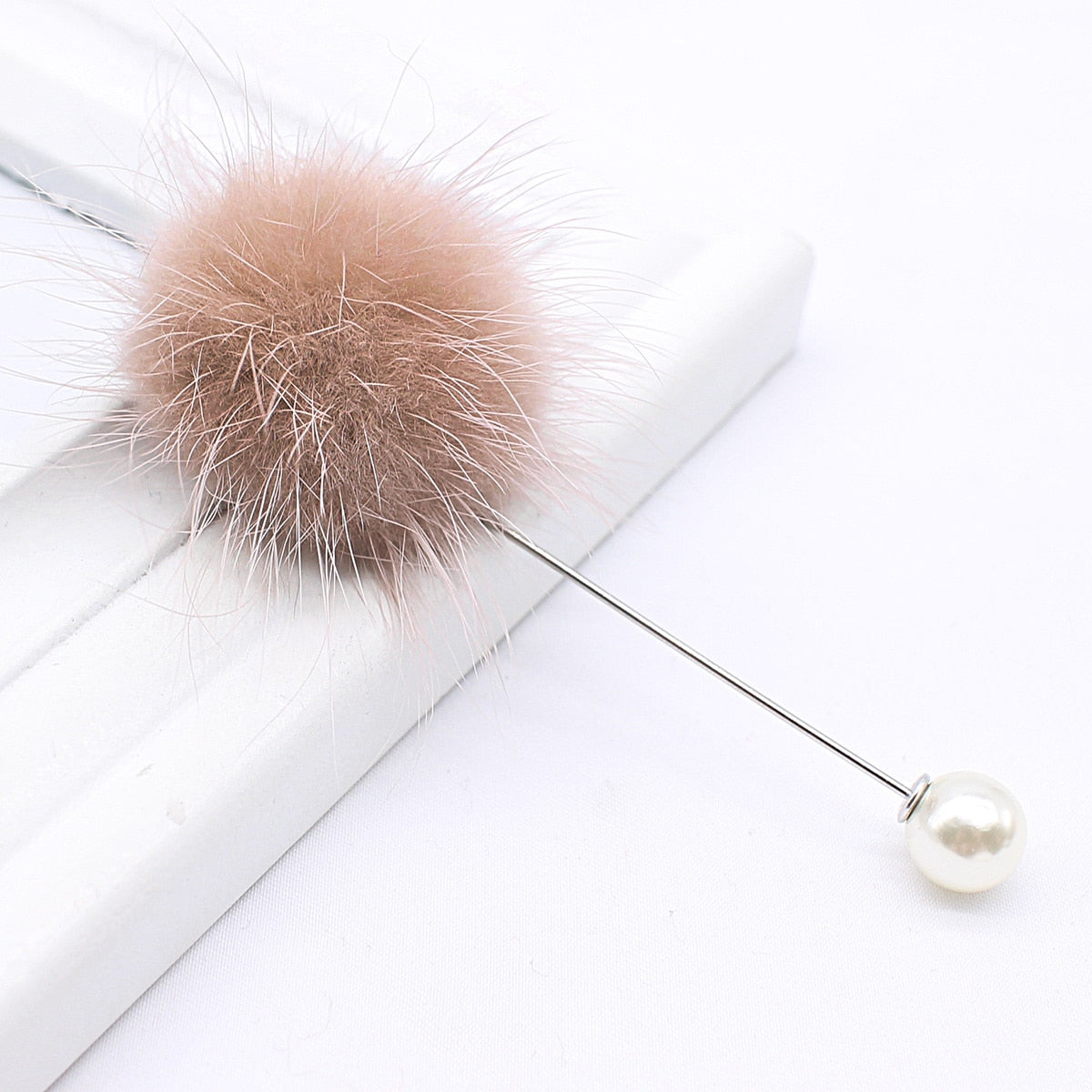 Fluffy Pearl Pin Brooches